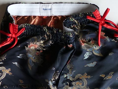 ウエストのゴム