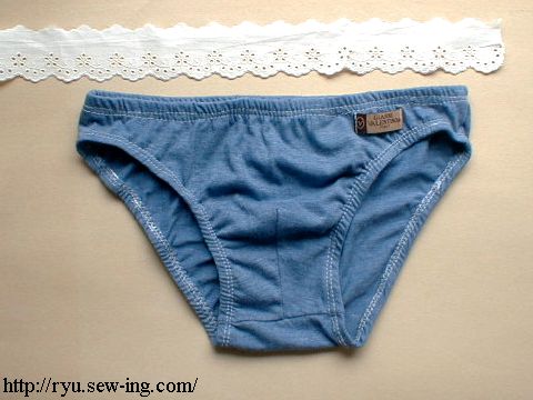 バレンチノのブリーフ