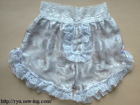 スカーフトランクス